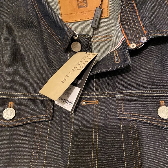 Burberry jacket - Picture 8 of 11